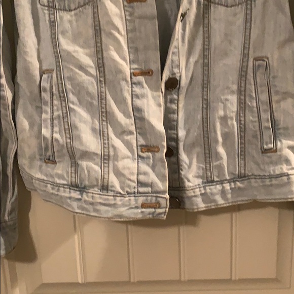 Jean jacket - Picture 3 of 8